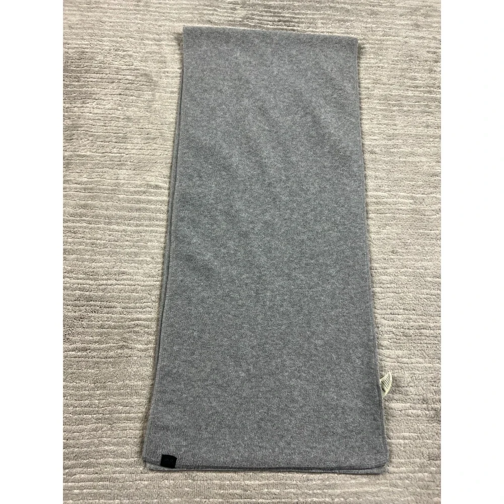 Old Navy Scarf Unisex OS Gray Fleece Solid Classic Warm Winter Accessory